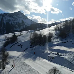 Corbier Centre 32m2 Balcon Sud Vue Pistes Vostok 9e étage Classé Tourisme Et Label Qualité Déco Savoie Appartement