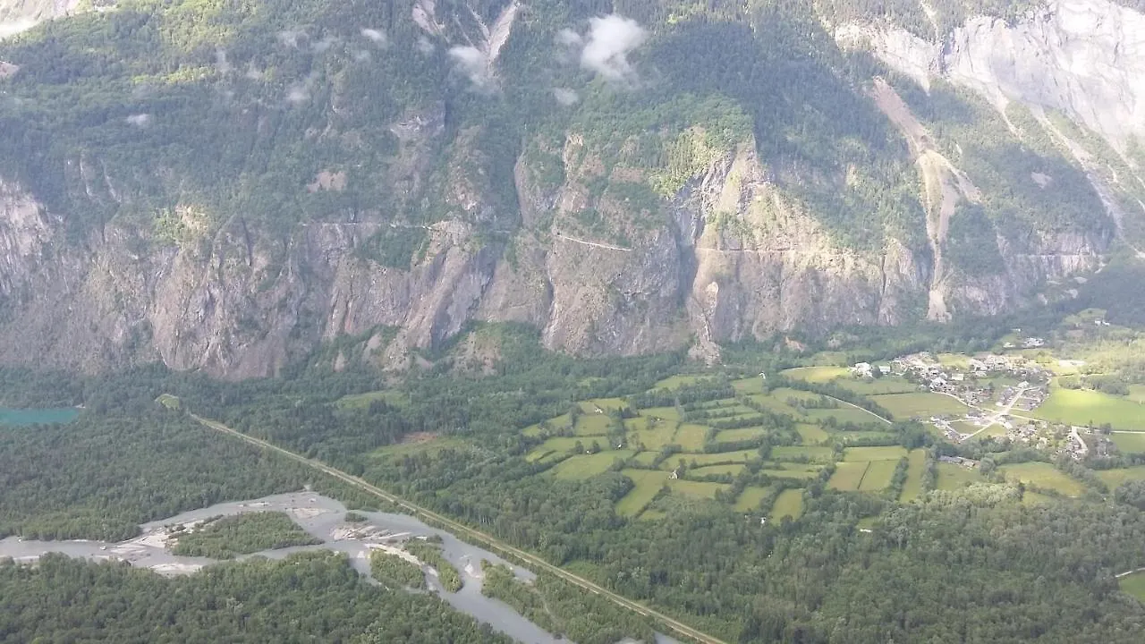 Apartment Chalet La Cachette Cyclists & Skiers Le Bourg-d'Oisans